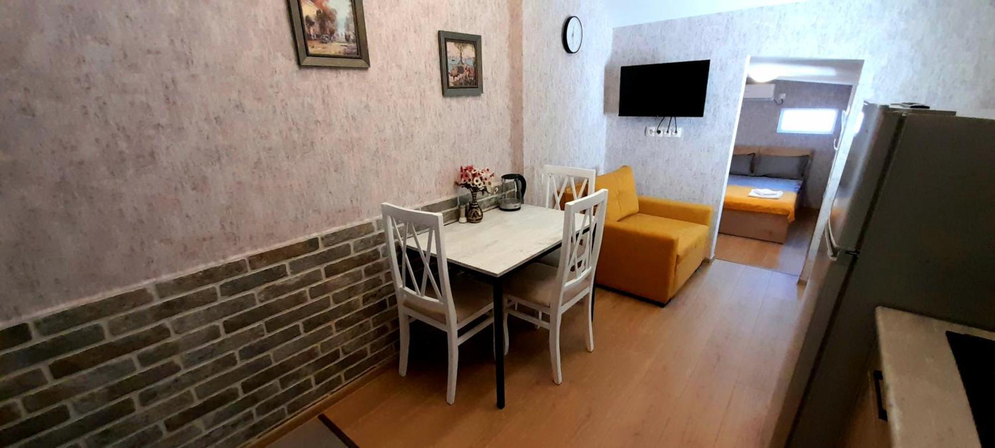 Sweet Home Apartment Тбилиси Екстериор снимка